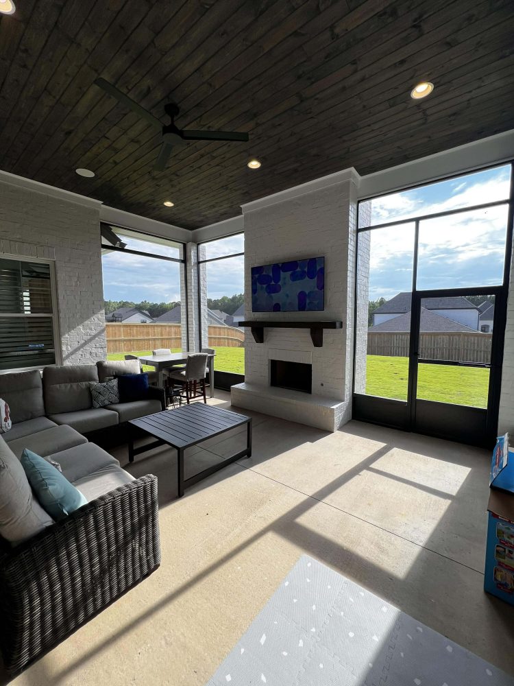 597887177_2075780656529885_4358426449631409200_n